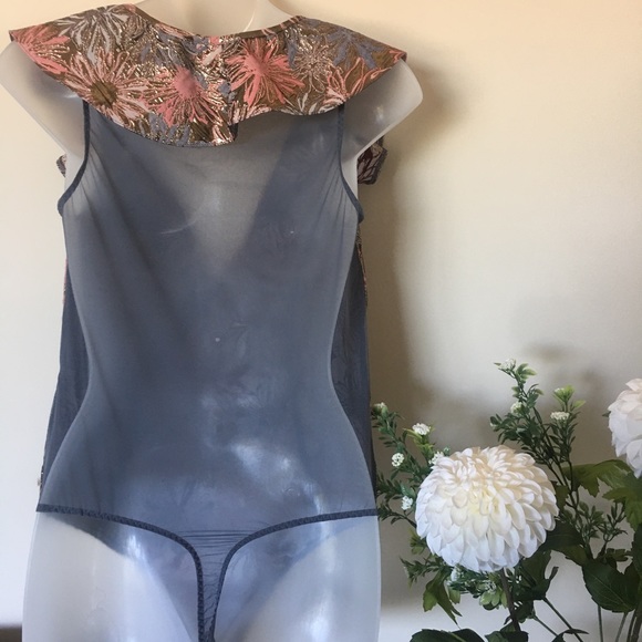 VS bodysuit NWT - Picture 4 of 5